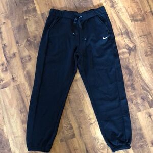 Nike Black Jogger Pants Therma Fit-women’s medium